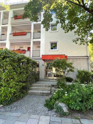 Kernsaniert und zentraler 2-Zimmer-Wohntraum