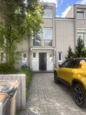 Wohnen mit Charakter: Einfamilienhaus in Düsseldorf-Angermund