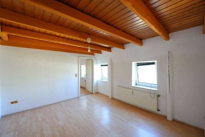 sehr helle und absolut ruhige Wohnung zentral in Krefeld
