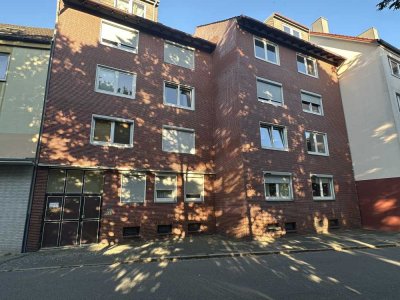 Möbelierte 3-Zimmer-Wohnung mit Balkon und Einbauküche in ruhiger Lage von Geestemünde