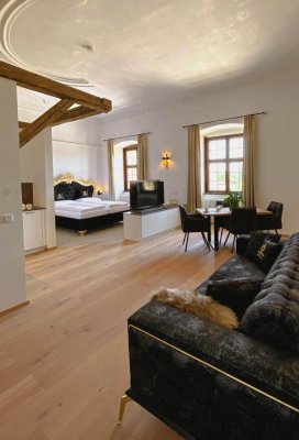 Invest in castle living / Apartment Lillibeth