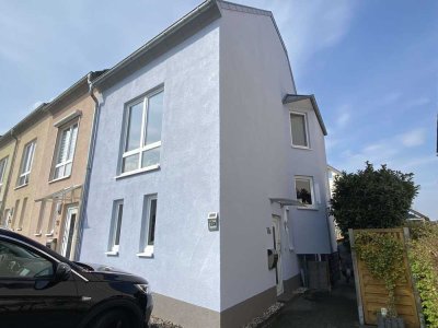 +++BEVORZUGTE WOHNLAGE: REIHENECKHAUS MIT GARTEN+++