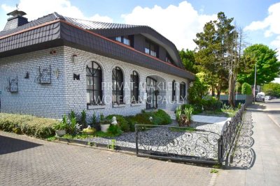 Arbeiten/ Wohnen/ Gäste/ Platz ... toller BUNGALOW mit allem Zipp und Zapp