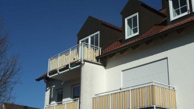 Freundliche und gepflegte 4-Raum-Maisonette-Wohnung mit geh. Innenausstattung mit Balkon
