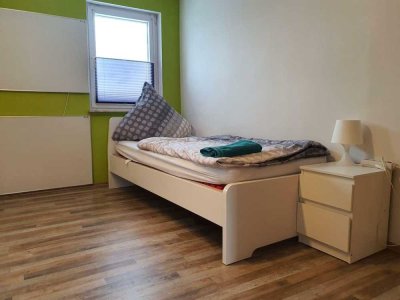 Großzügiges Einfamilienhaus mit Werkstatt in Stipshausen
