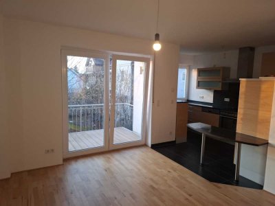 Schicke 1,5-Zimmer Wohnung im 1. OG in München-Feldmoching (Preis VB)