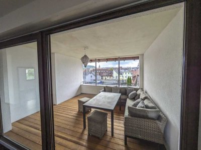 Attraktive und modernisierte 4,5-Raum-Wohnung mit Loggia