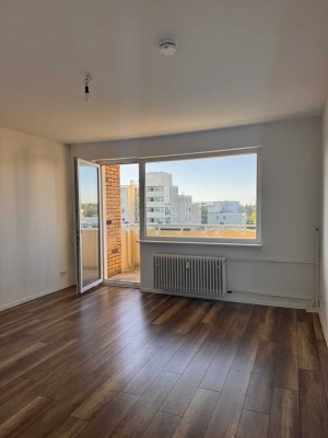 Sonnige Wohnung mit Ausblick, Nähe Volkspark Rehberge, PROVISIONSFREI! Direkt vom Eigentümer!