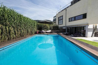 Haus im Haus mit Pool in Aigen