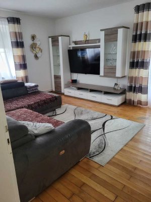 Großzügige 4-Zimmer-Wohnung mit Loggia und Gartenmitnutzung in Lahr