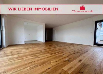 Über den Wolken in Ihrem neuen Penthouse!  Geschmackvoll und hochwertig im Jahre 2025 modernisiert