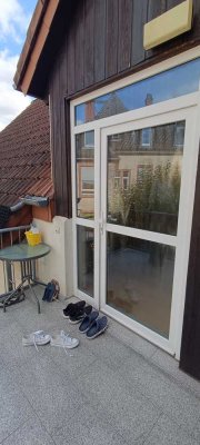 Stilvolle, gepflegte 2-Raum-DG-Wohnung mit Balkon in Bad Homburg vor der Höhe