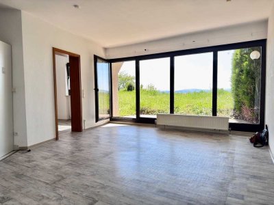Kleines Domizil mit Terrasse und schöner Aussicht!