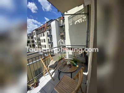 Tauschwohnung: Wunderschöne, frisch renovierter Altbau mit großem Balkon