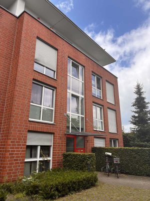Wunderschöner Blick ins Grüne und gleichzeitig sehr zentral: 3-Zimmer-Wohnung im Stadtteil Uppenberg