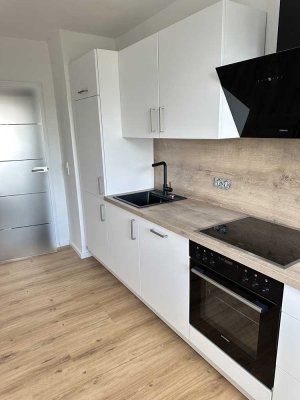 Modernes Wohnen in Pattensen, helle, sanierte 3-Zimmer-Wohnung mit Balkon