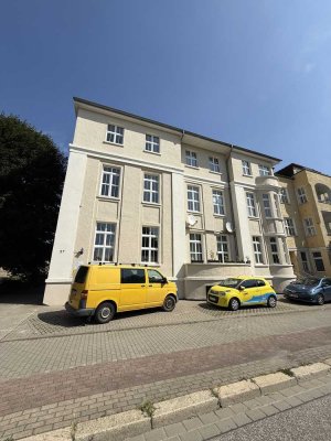 4-Raum-Wohnung im Dachgeschoss mit Fahrstuhl