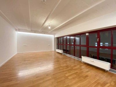 2 Zimmer-Maisonette-Wohnung im Zentrum von Augsburg, ruhige Hinterhoflage ab dem 01.09.2026