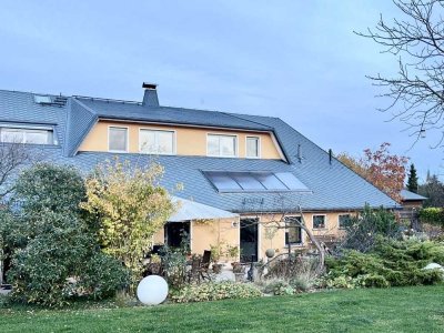 * Rarität am Stadtrand von Dresden - sehr schönes Haus mit Pferdestall am Naturschutzgebiet*