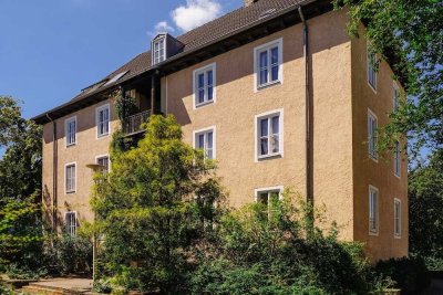 Citywohnung mit Wohnküche // EG , Links
