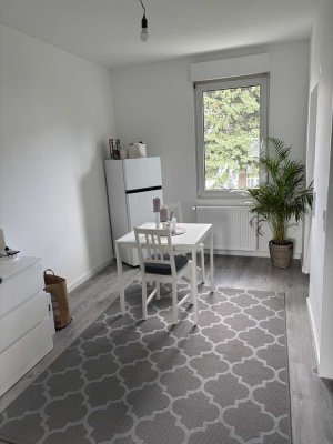 Geschmackvolle, kernsanierte 1 ZWB a.d. Orangerie i. Bessungen