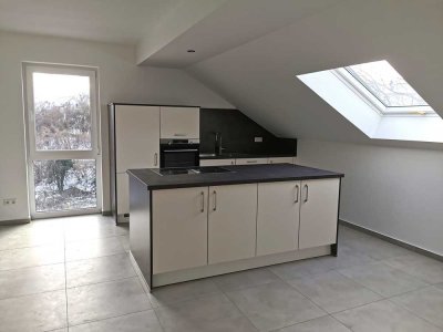 WOHNJUWEL im Dach! 3 Zimmer in einem Neubau von 2023