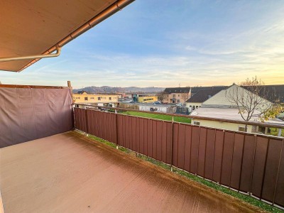 Helle Mietwohnung mit Balkon in Gniebing ...!