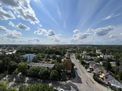 Modernes Wohnen über den Wolken - Renovierte 4-Zimmer Wohnung inkl. Balkon und TG-Stellplatz