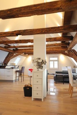 Helle, ruhige Altbauwohnung mit viel Charakter - Hochwertig kernsaniert im Herzen Forchheims