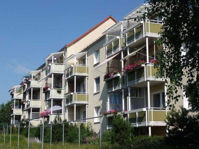 ***Ihr neues Zuhause?*** Ruhig gelegene 2-Raum-Wohnung mit Tageslichtbad und Balkon in Bautzen