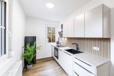 Wunderschöne 2 Zimmer Terrassenwohnung, mit Stellplatz und voll möbliert!