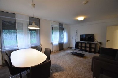 Möbliert in D-OBK! Moderne 2-Zimmer-Wohnung im Souterrain