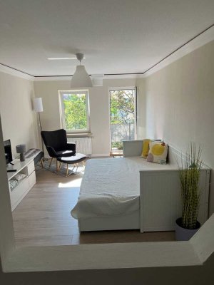 Frei werdend ab Juli 2026 - Frisch sanierte voll möblierte 2,5 Zi Whg