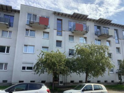 Praktische 2-Zimmer-Wohnung mit schöner Aussicht