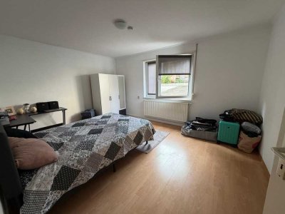 ~  S- SÜD ~2.Zi Stadtwohnung / 2er WG GEEIGNET~
