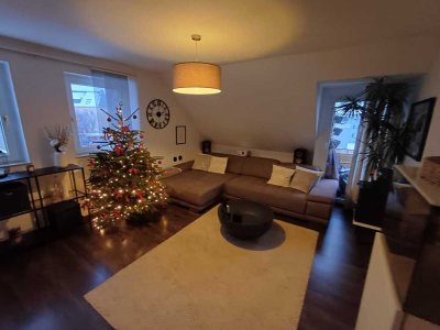 Helle 3,5-Zimmer Dachgeschosswohnung in Boele