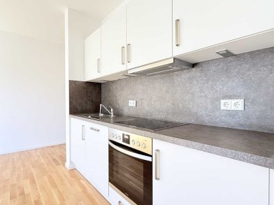 Praktisch geschnittenes 1-Zimmer-Single-Appartment mit großem Balkon