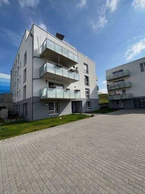 Helle 4-Zimmer-Wohnung mit Balkon - im Neubaugebiet
