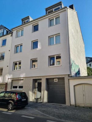 2 Zimmer + Küche + Diele + Bad mit Balkon in Aachen