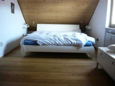 Charmante 3,5 Zimmer-Maisonnette Whg. mit gr- Dachterrasse