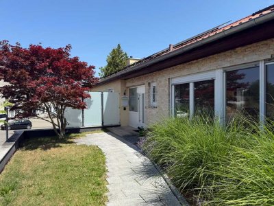 Helle, gemütliche 4 Zimmerwohnung ab August in Villingen-Schwenningen mit Balkon und Garage