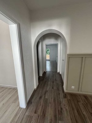 Exklusive, gepflegte 3-Raum-Wohnung mit gehobener Innenausstattung mit Balkon und EBK in Essen
