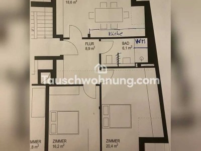 Tauschwohnung: Dachgeschoss mit großem Balkon
