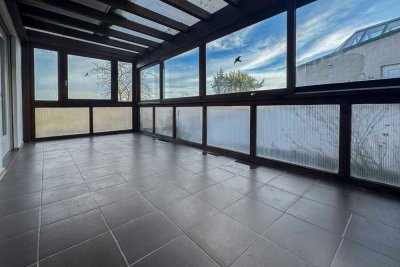 Viel Raum für Ideen – 2,5-Zimmer-Wohnung mit separater 2-Zimmer-Einliegerwohnung in Fürth-Vach