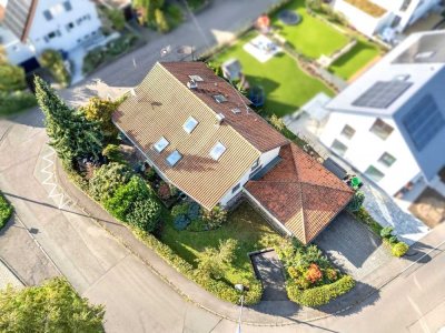Wohnen an der Sonne ~ Solides und gepflegtes Einfamilienhaus in ruhiger Ortsrandlage~