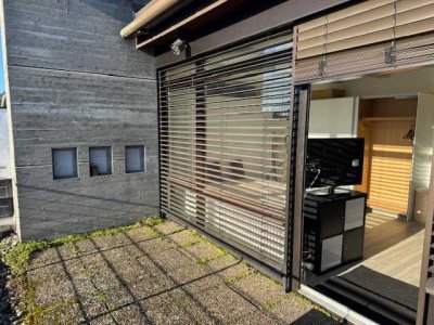 Lichtdurchflutetes 1-Zimmer-Penthouse mit sonniger Südterrasse