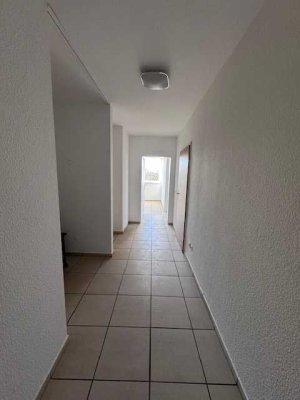 WE 1-5-3   2 Raum Wohnung für Rollifahrer geeignet  - frei sofort