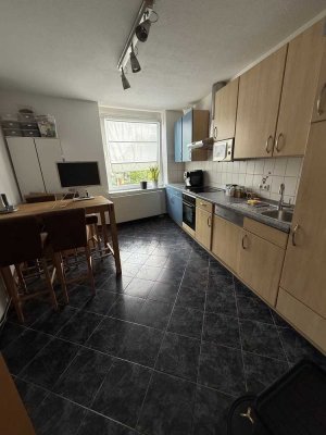 Helle 3,5-Zimmer-Wohnung mit Balkon in Essen