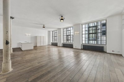 Stilvolles Architekten-Loft in ehemaliger Bandfabrik: Wohntraum im Herzen des 7. Bezirks