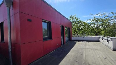 Exklusives Penthouse mit 2 Zimmern in Frankfurt-Griesheim